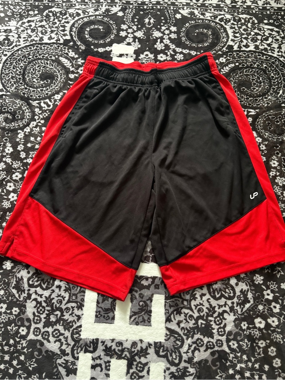 Men's Black & Red Athletic Shorts Size Men Small